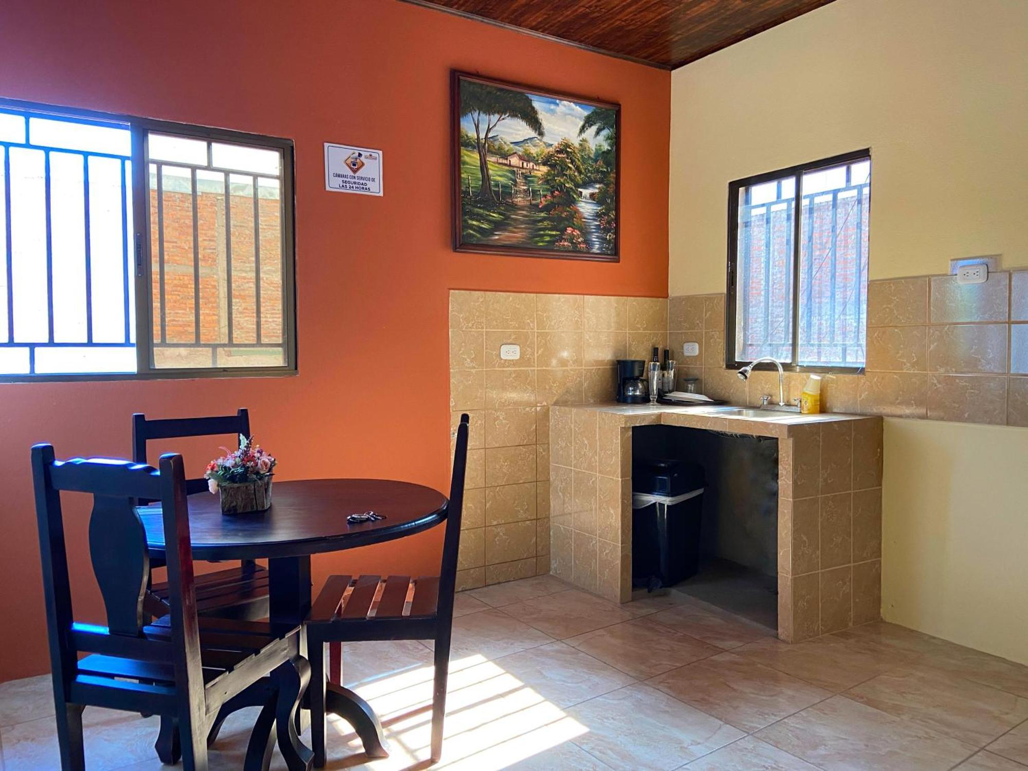 Hospedaje Coffee And Cocktails Esteli Bagian luar foto